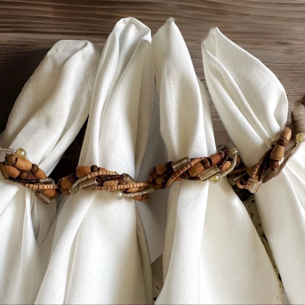 4 PIER 1 Napkin Rings BOHO Twisted Wire Wood, Seed Iridescent Glass Beads EUC
